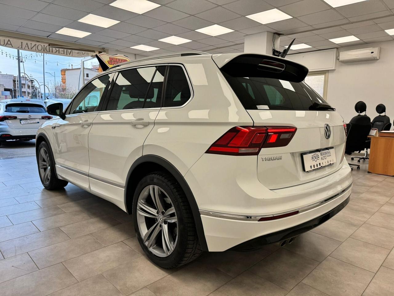 VOLSWAGEN TIGUAN 2.0 TDI 150 CV R-LINE DSG -2020