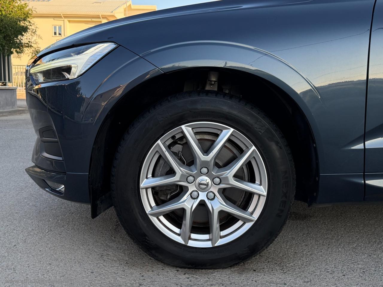 VOLVO XC60 B4