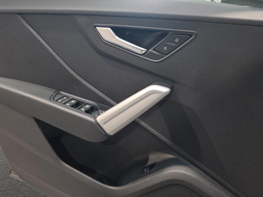 Audi Q2 35 2.0 TDI Business S tronic