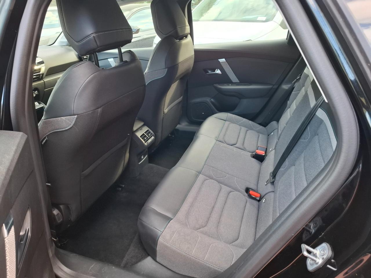 Citroen C4 X PureTech 130 S&S EAT8 Max