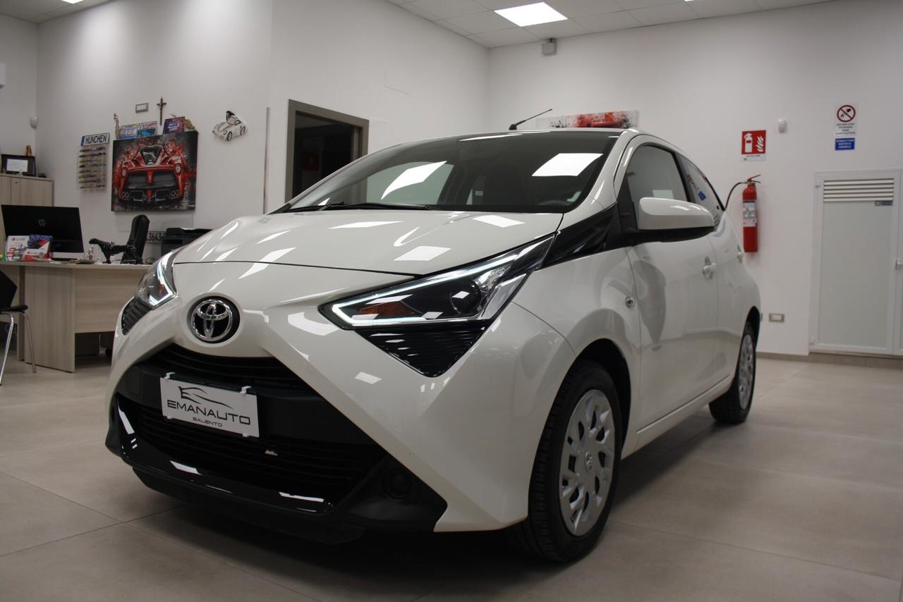 Toyota Aygo 1.0 X-Business *2020