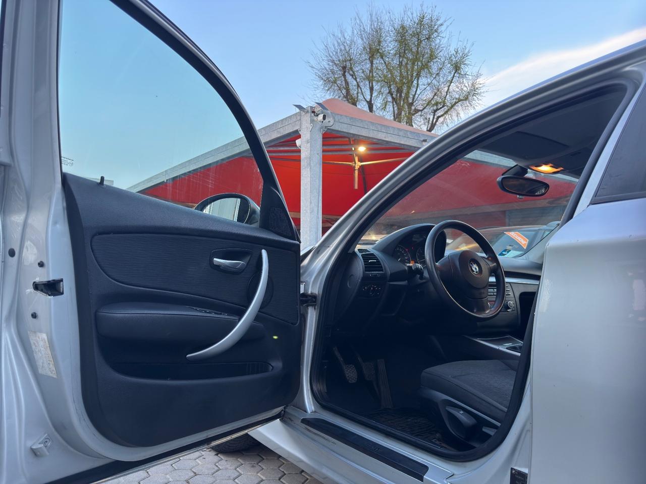 Bmw 116 116i cat 5 porte ADATTA A NEOPATENTATI