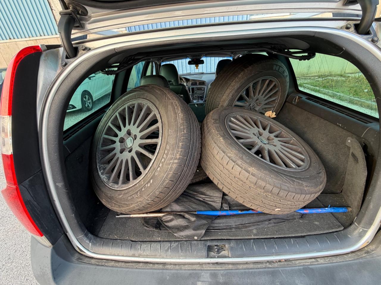 Volvo V70/XC70 V70 2.4 D 20V (163CV) cat Summum