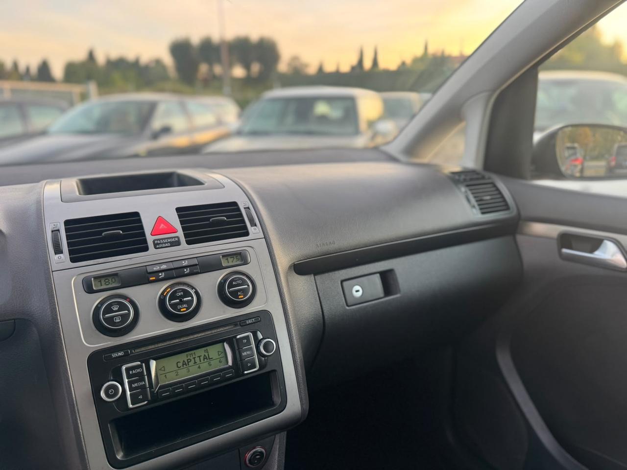 Volkswagen Touran 2.0 Trendline Ecofuel 7 P.ti