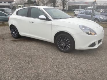 Alfa Romeo Giulietta 1.6 JTDm-2 105 CV Distinctive