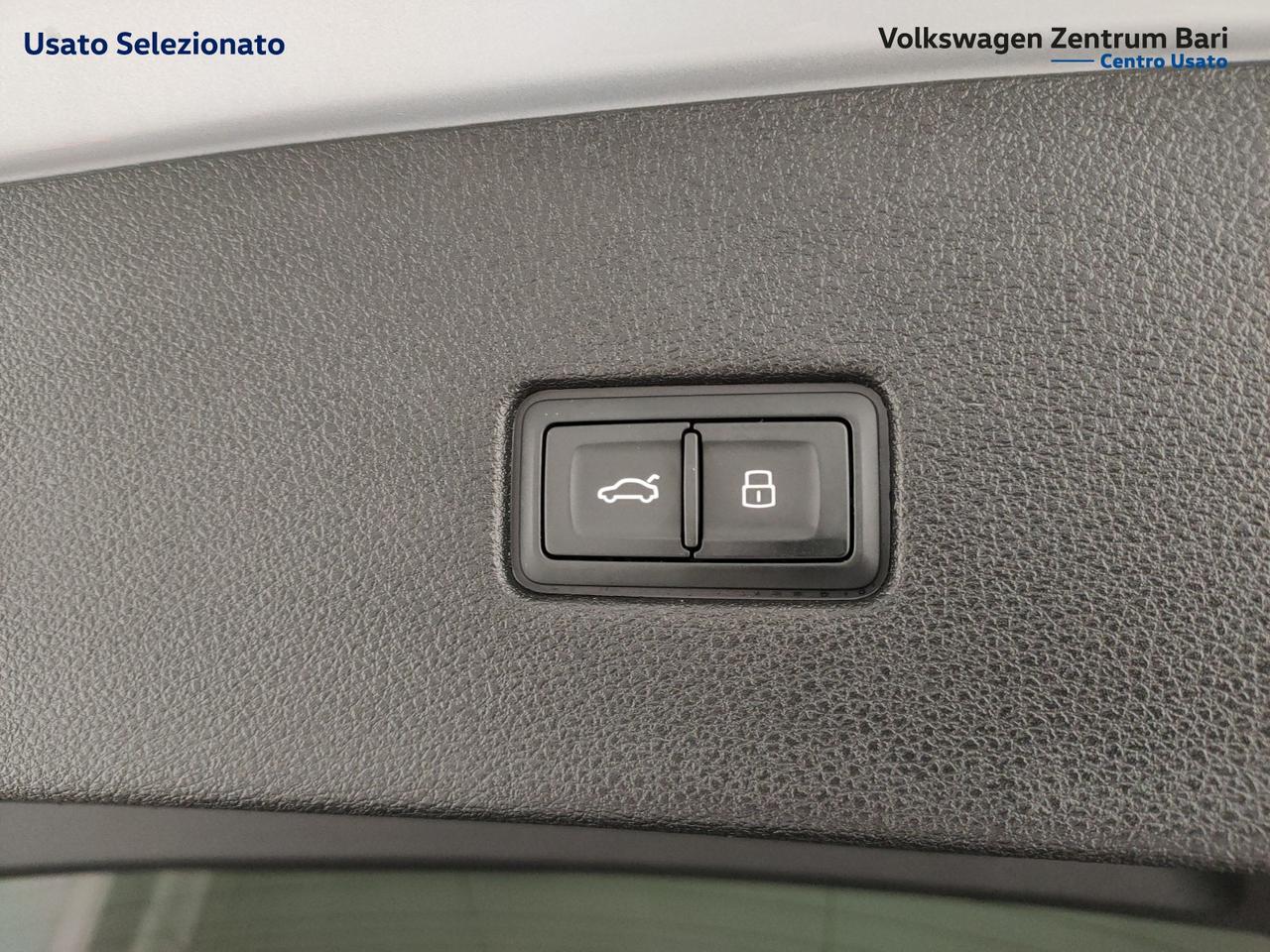 Audi Q8 50 3.0 tdi mhev quattro tiptronic