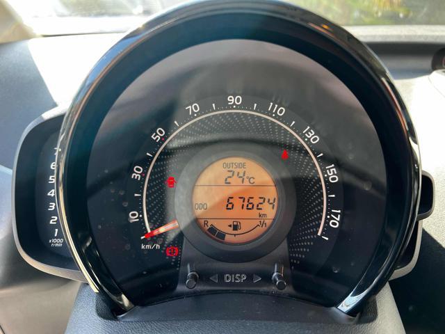 TOYOTA Aygo Connect 1.0 VVT-i 72 CV 5 porte x-fun