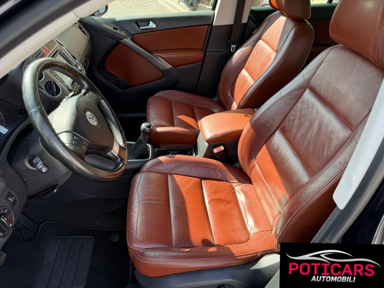 Volkswagen Tiguan 2.0 16V TDI DPF Track & Field (28°)