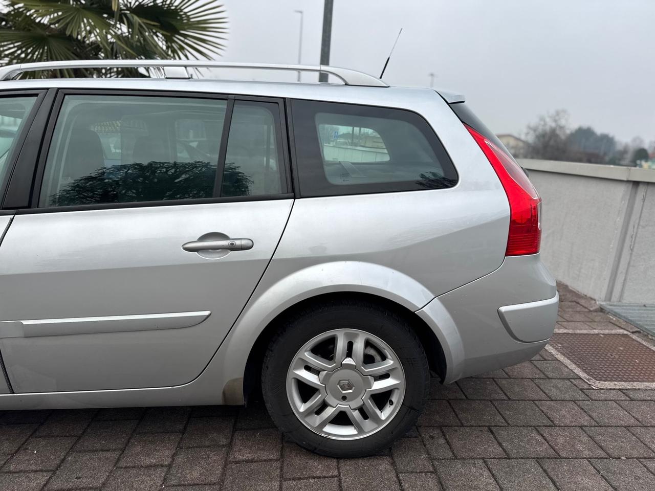Renault Megane Mégane 1.6 16V 5 porte Serie Speciale Exception