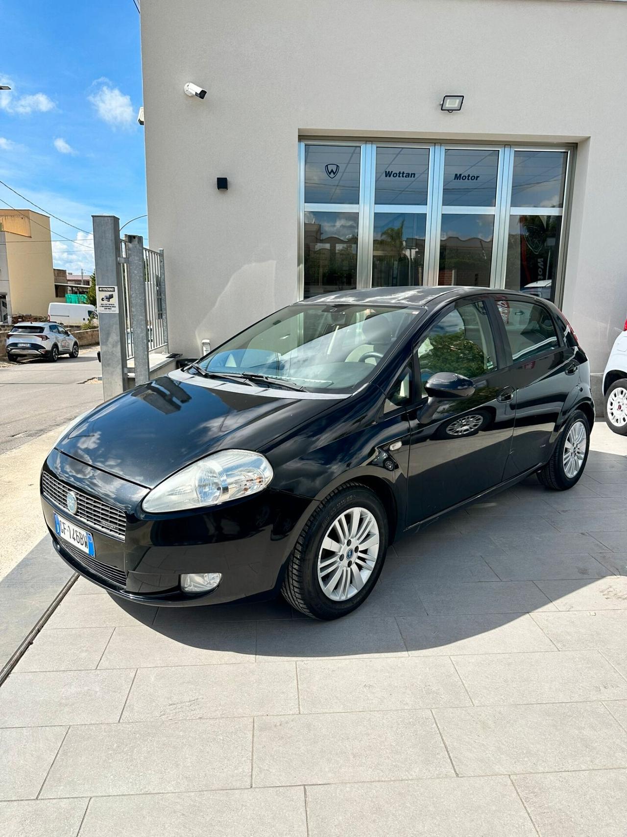 Fiat Grande Punto 1.3 MJT 75 CV 5 porte Active