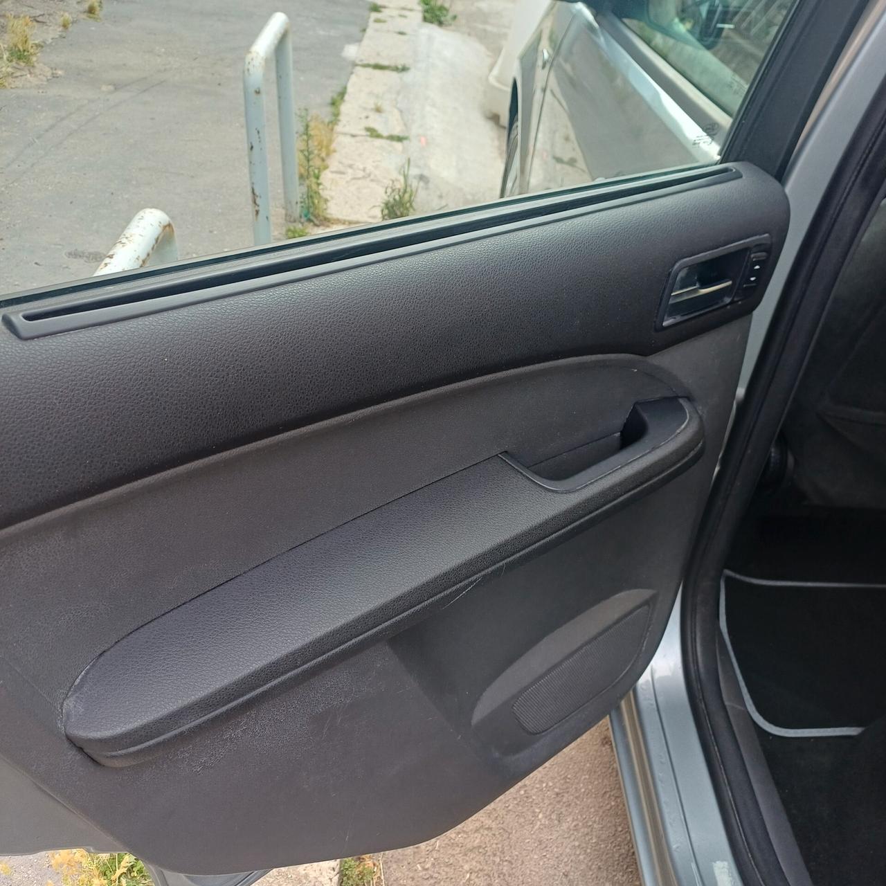Ford Focus C-Max 1.6 TDCi (110CV) Ghia