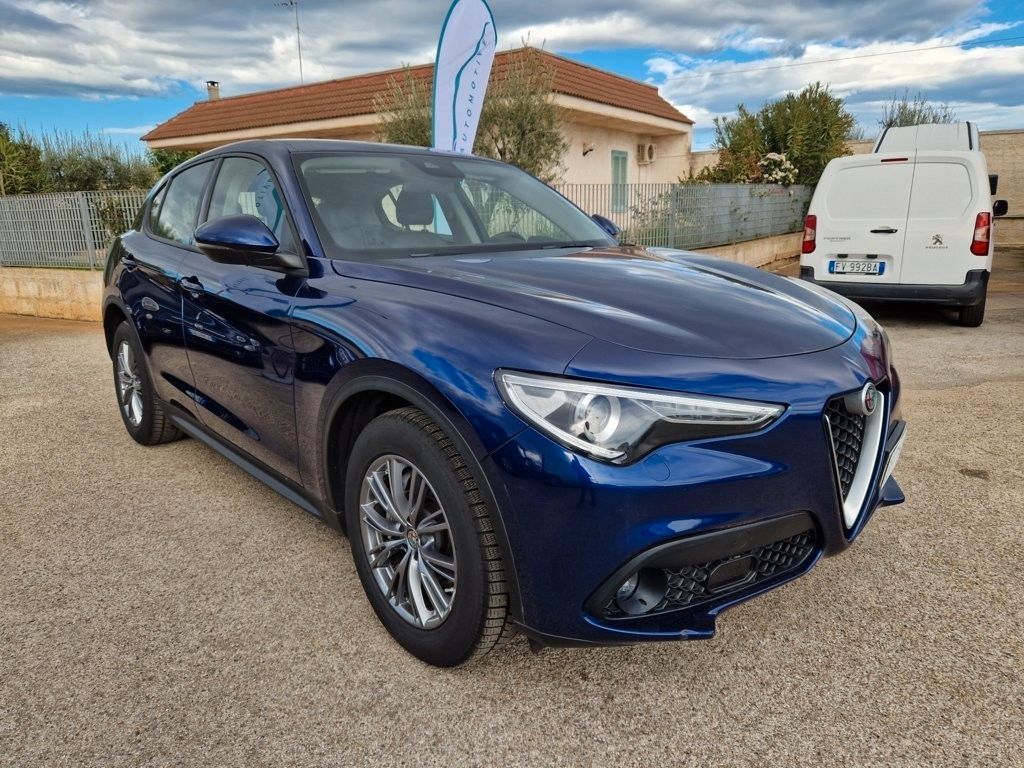 Alfa Romeo Stelvio 2.2 Turbodiesel 180 CV AT8 RWD Super