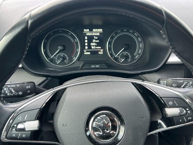 Skoda Fabia Fabia 1.0 MPI Ambition