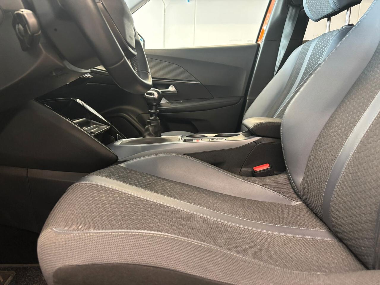 Peugeot 2008 ALLURE NAVI PACK PureTech 100 6mt SPOTICAR