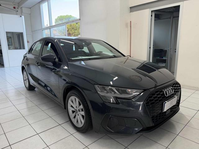 AUDI A3 SPB 30 g-tron S tronic Business