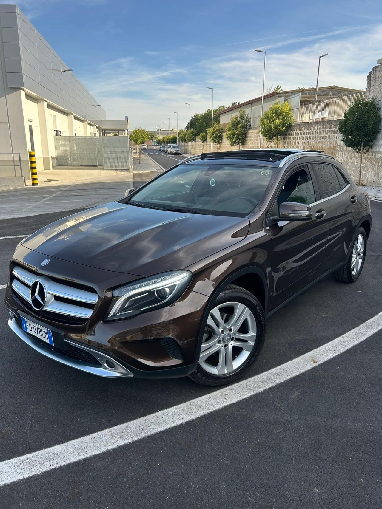 GLA 200 d Automatic 4Matic Sport TETTO NUOVA