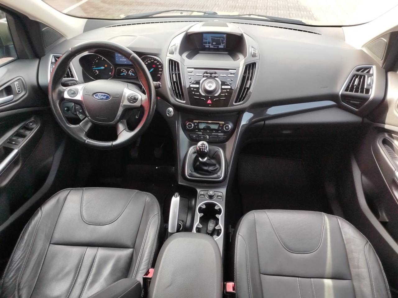 Ford Kuga 2.0 TDCI 140 CV 4WD Titanium