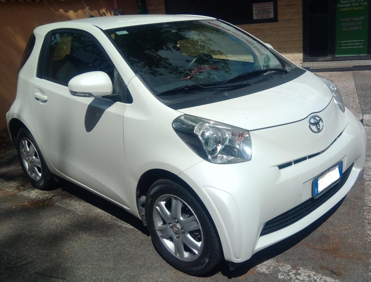 Toyota iQ 1.0 KM ZERO LEGGI NOTE