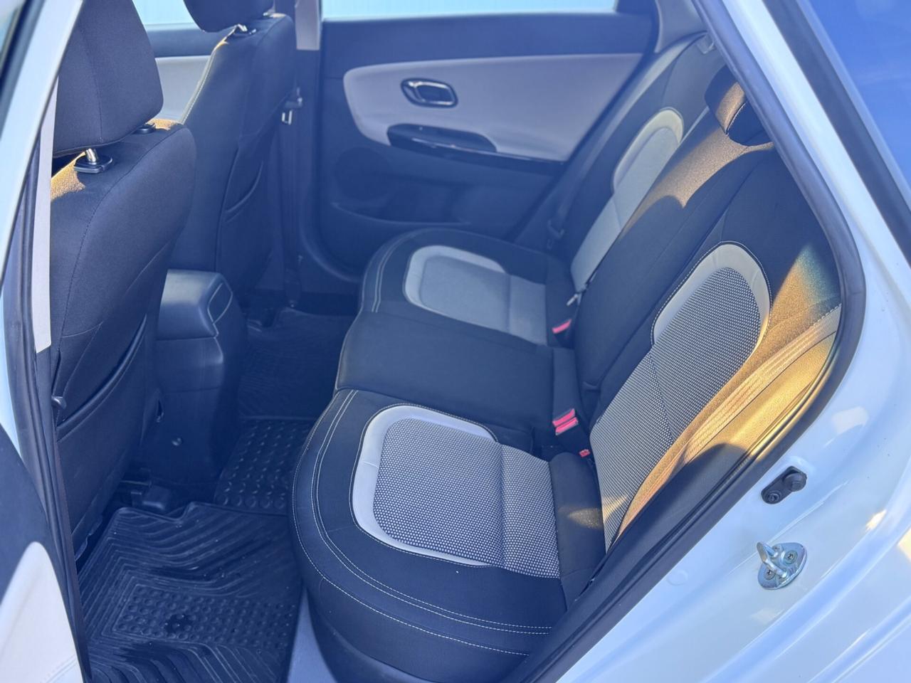 Kia Ceed SW 1.6 Diesel 110cv Neopatentati 2015