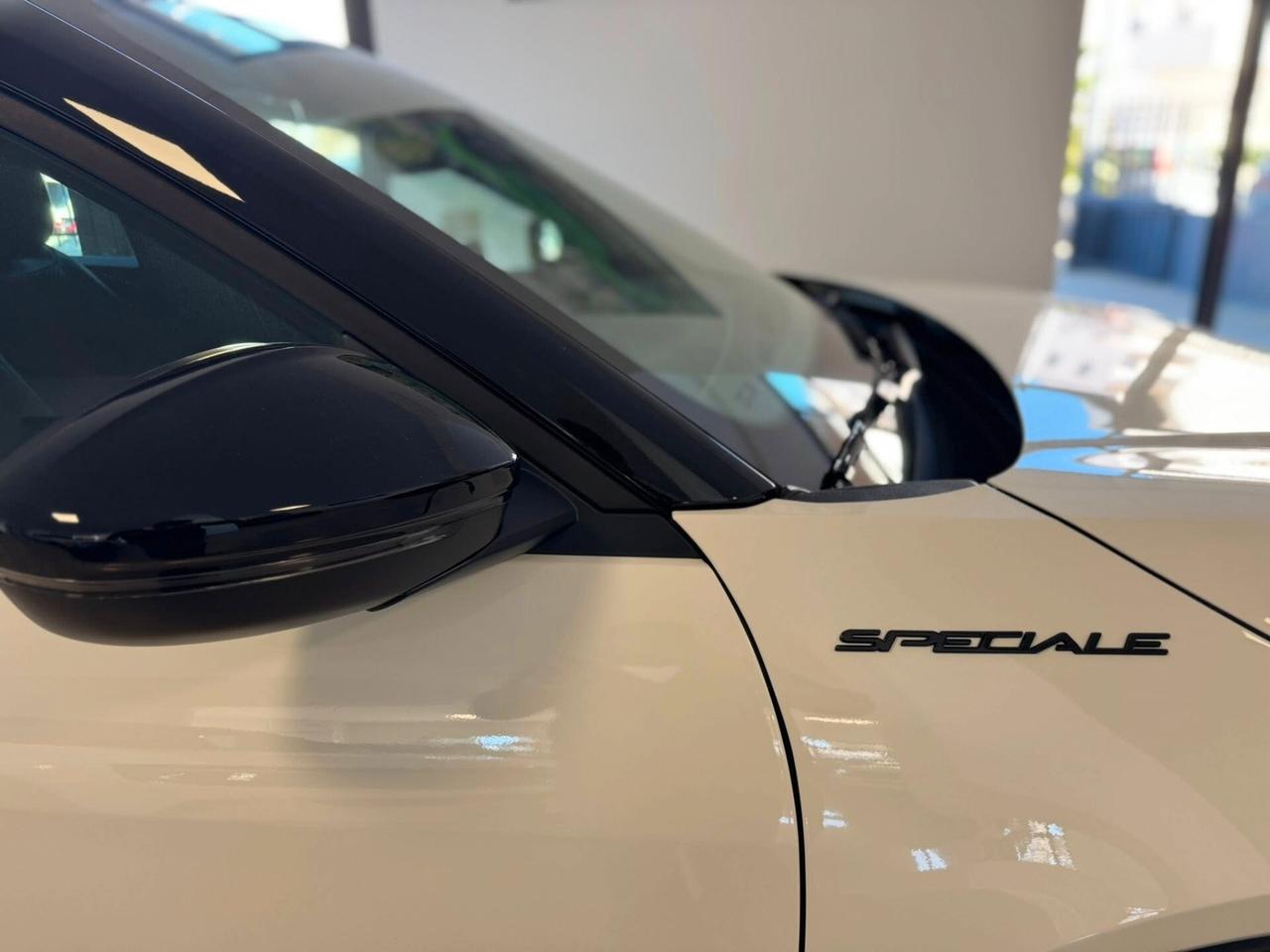 Alfa Romeo Junior 1.2 145 CV Hybrid eDCT6 Speciale