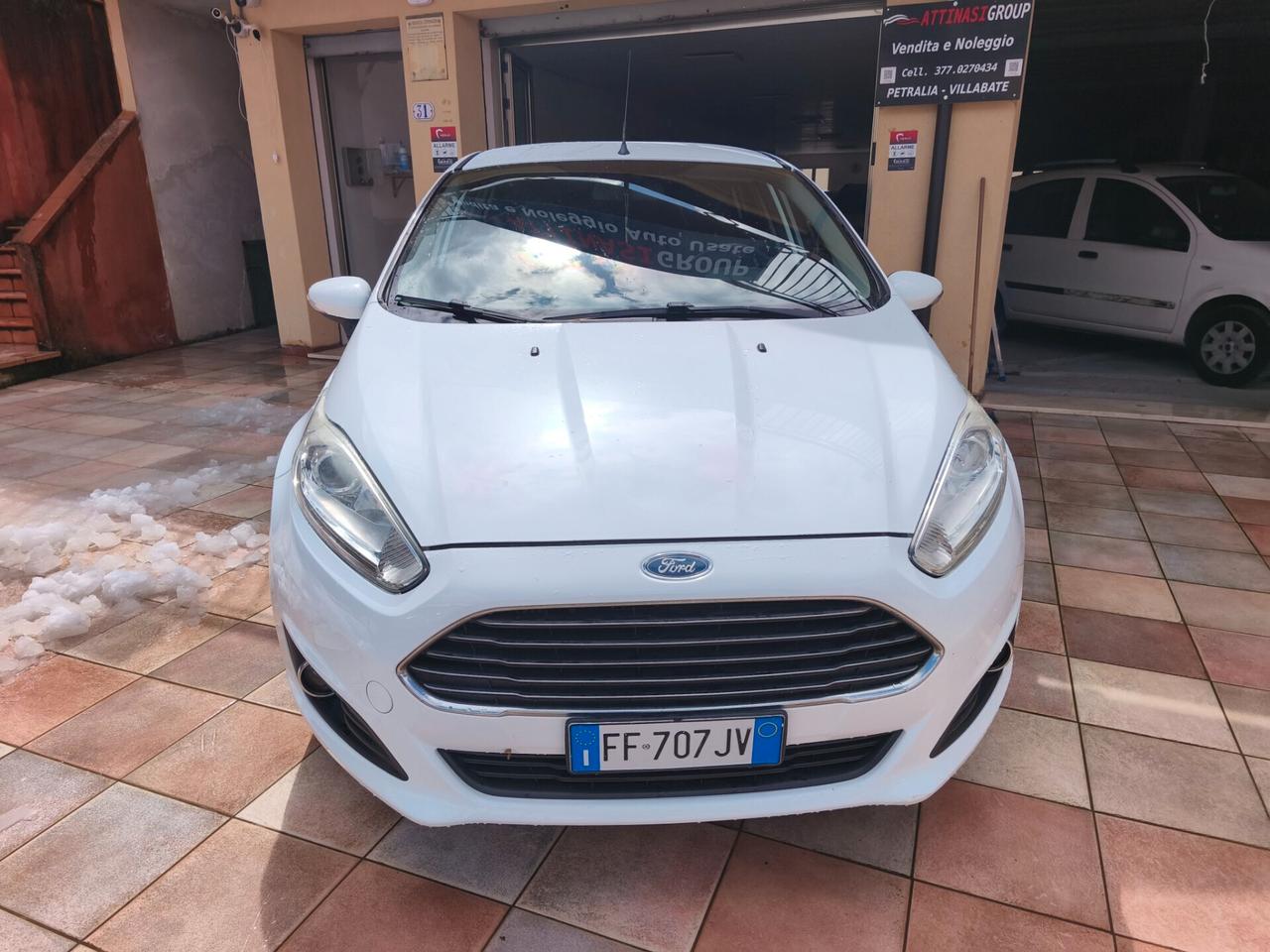 Ford Fiesta 1.5 tdci 75 CV 5 porte