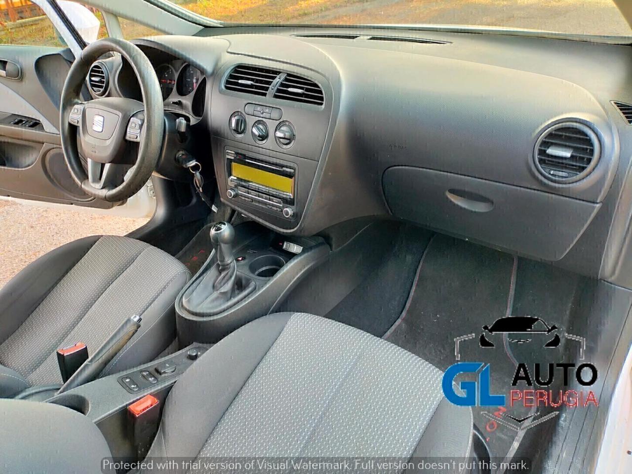 Seat Leon 1.6 tdi 90 cv PER NEOPATENTATI full opt