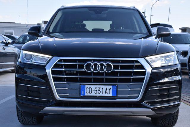 AUDI Q5 40 TDI quattro S tronic Business Sport *COCKPIT*