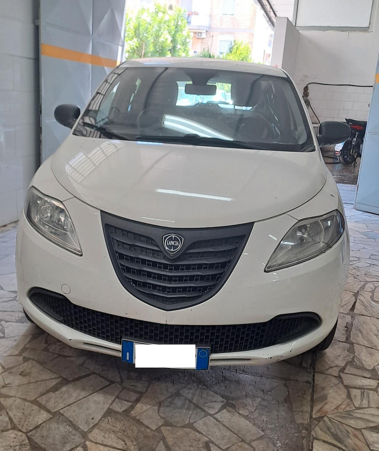 Lancia Ypsilon 3 Serie Metano