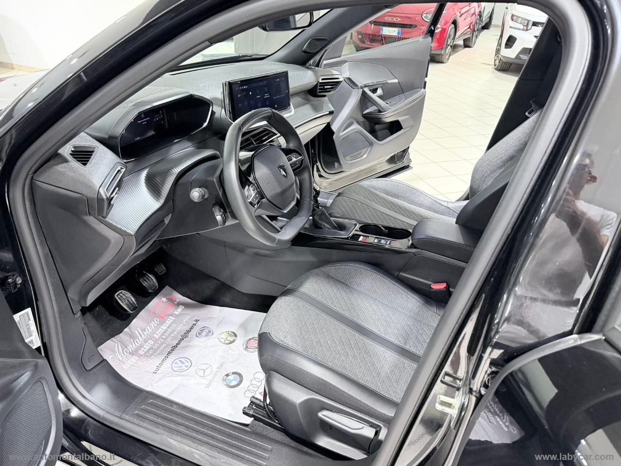 PEUGEOT 2008 PureTech 100 S&S Allure