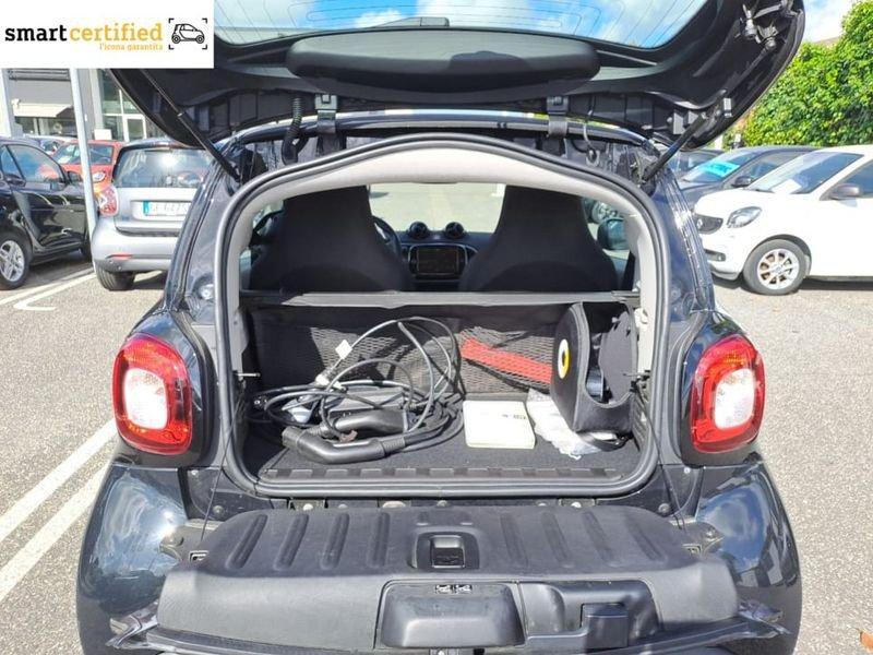 smart fortwo EQ PASSION 4,6KW