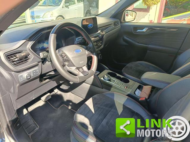 FORD Kuga 2.5 Full Hybrid 190 CVT 2WD ST-Line Design