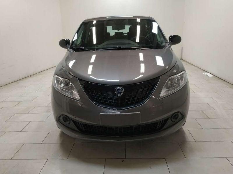 Lancia Ypsilon 1.0 firefly hybrid Silver Plus s&s 70cv