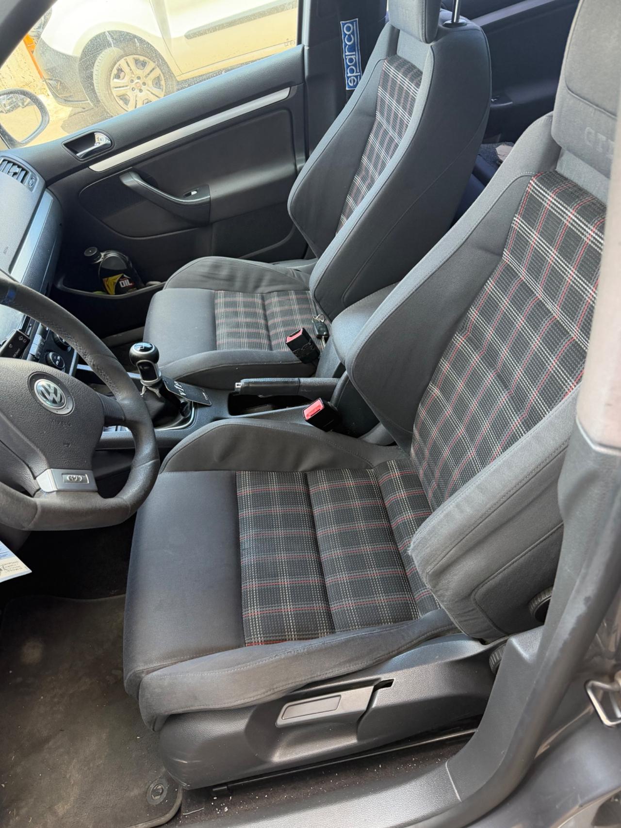 Volkswagen Golf GTI 2.0 16V TFSI 5p.