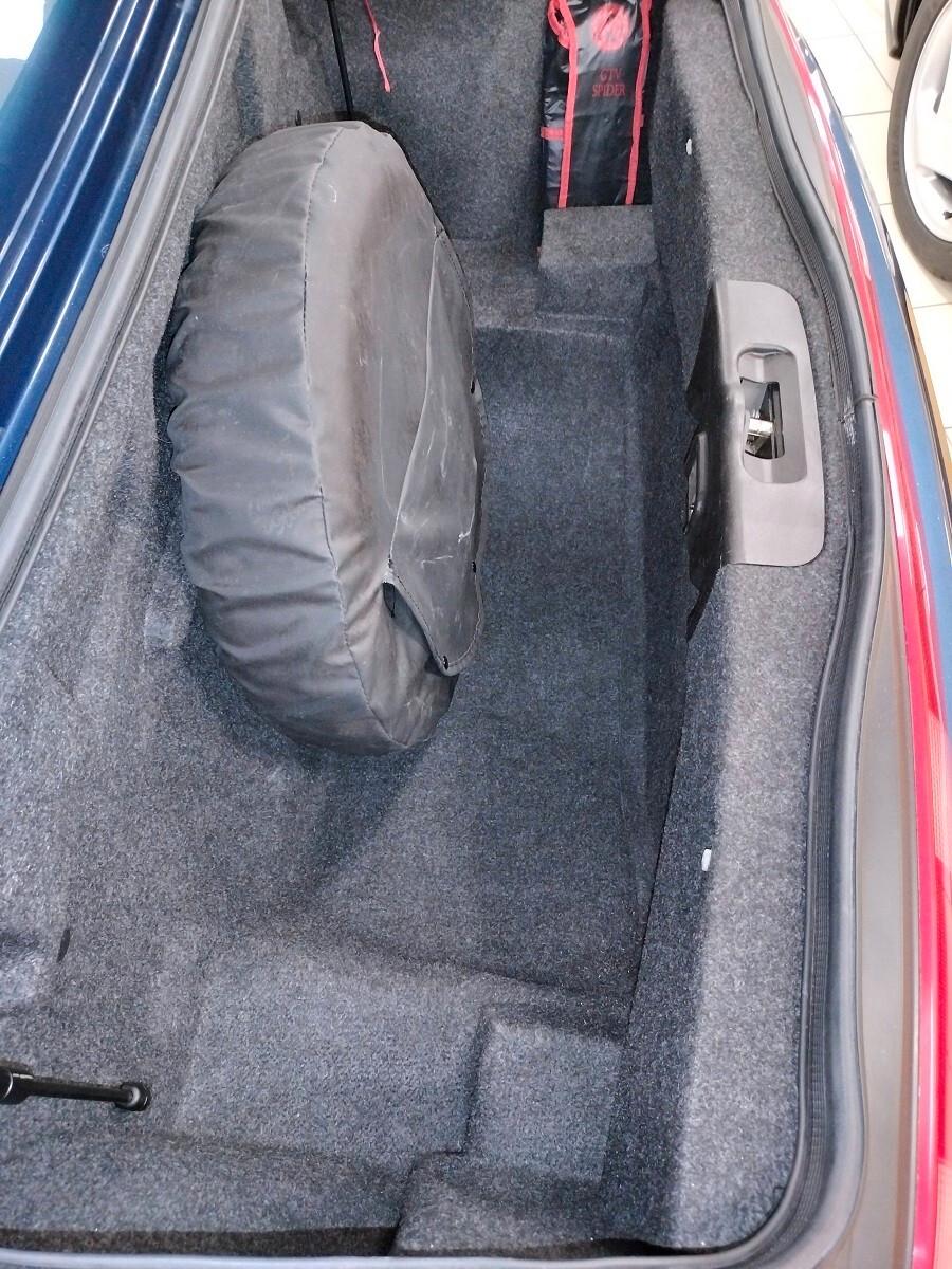 Alfa Romeo GTV Spider 2.0i 16V Twin Spark cat