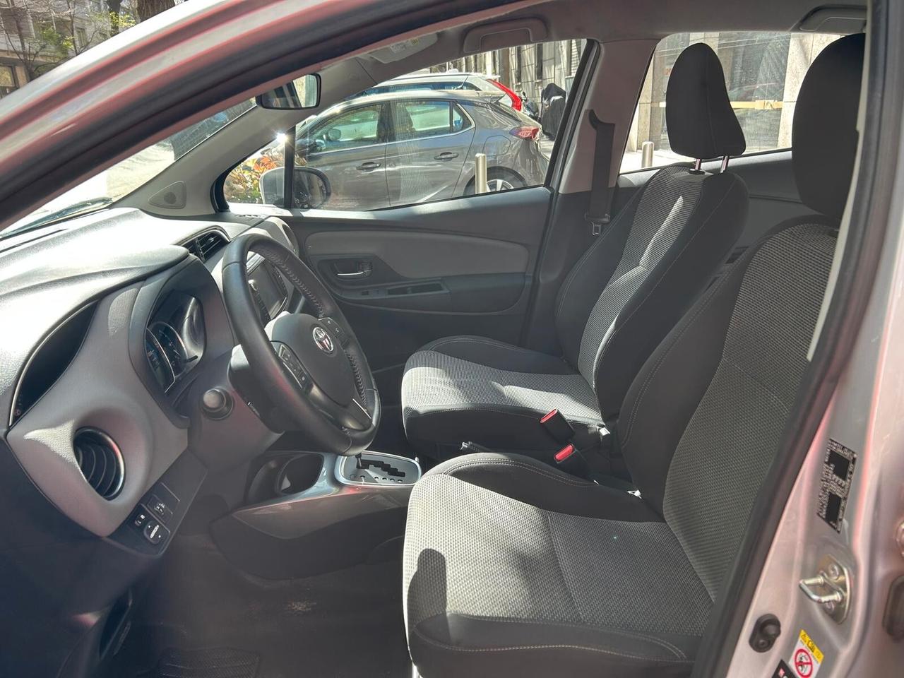 Toyota Yaris 1.5 Hybrid 5 porte Active