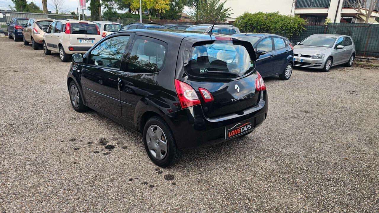 Renault Twingo 1.2 16V Night&Day Neopatentato