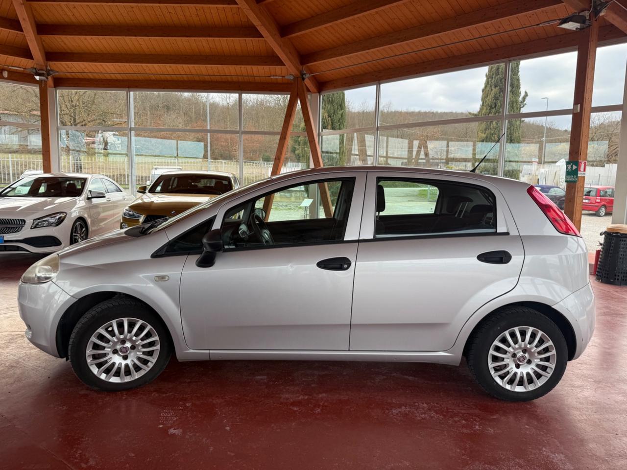 Fiat Punto Evo 1.2 Benzina - Neopatentati