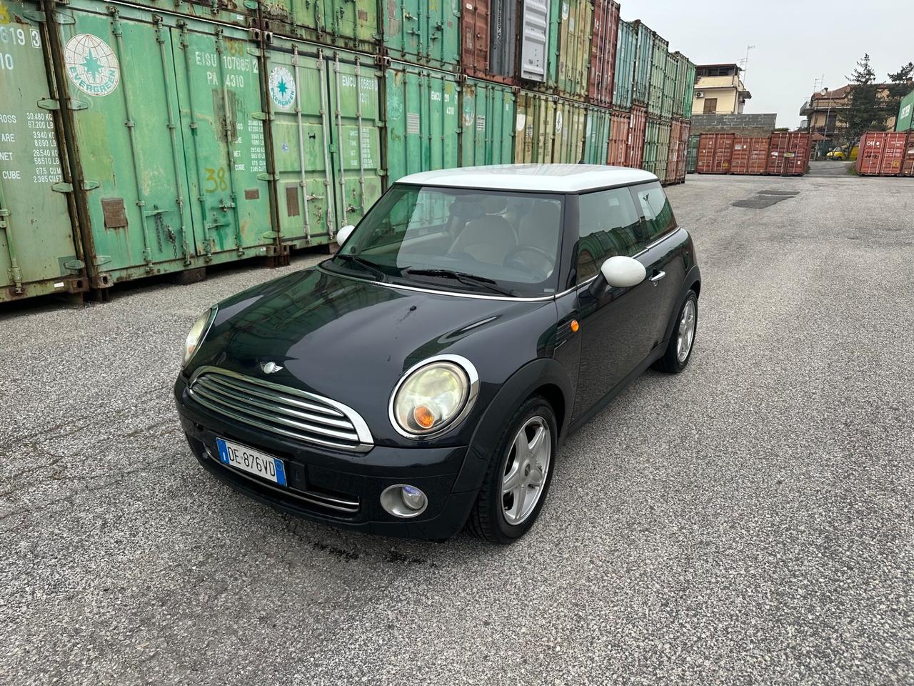 Mini 1.6 16V Cooper PELLE