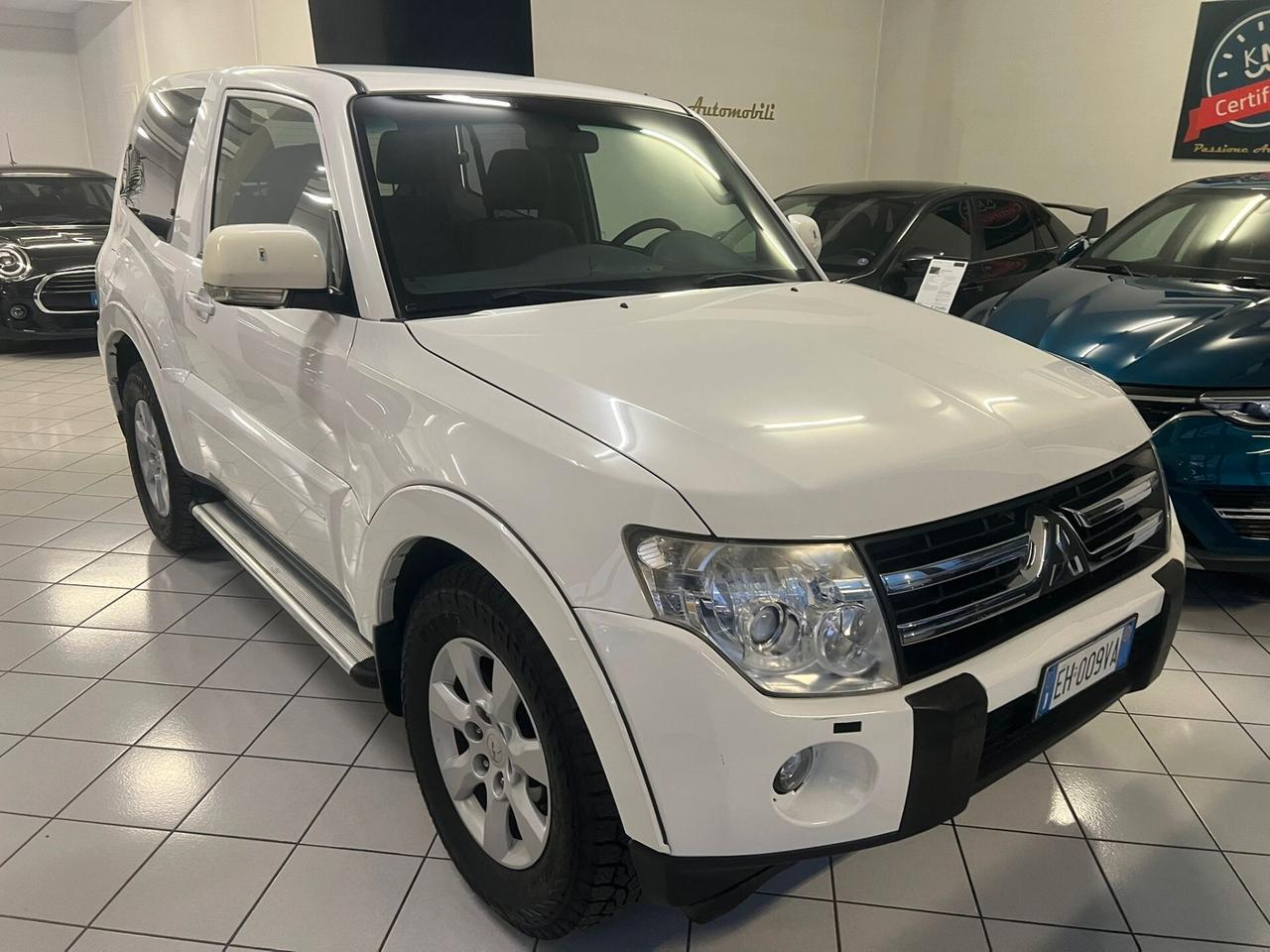 Pajero 3.2 cr Intense 200cv BLOCCO DIFFERENZIALE