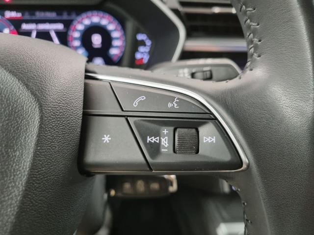 AUDI Q3 35 TFSI S tronic