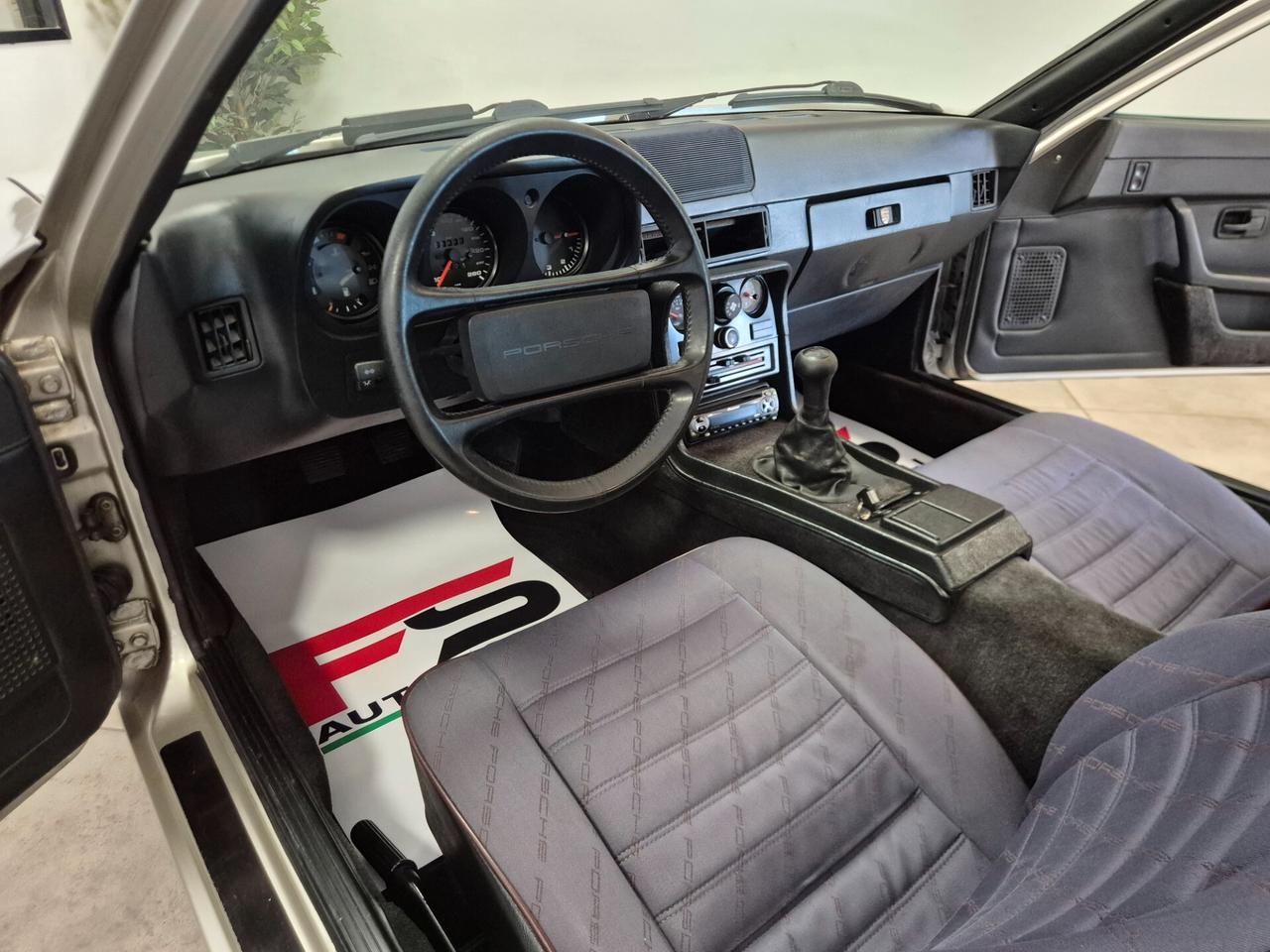 Porsche 924 2.0 Turbo ASI ORO