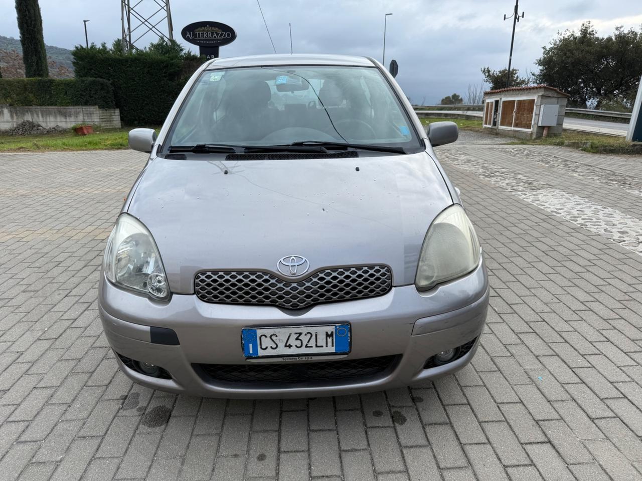 Toyota Yaris sol 1.0