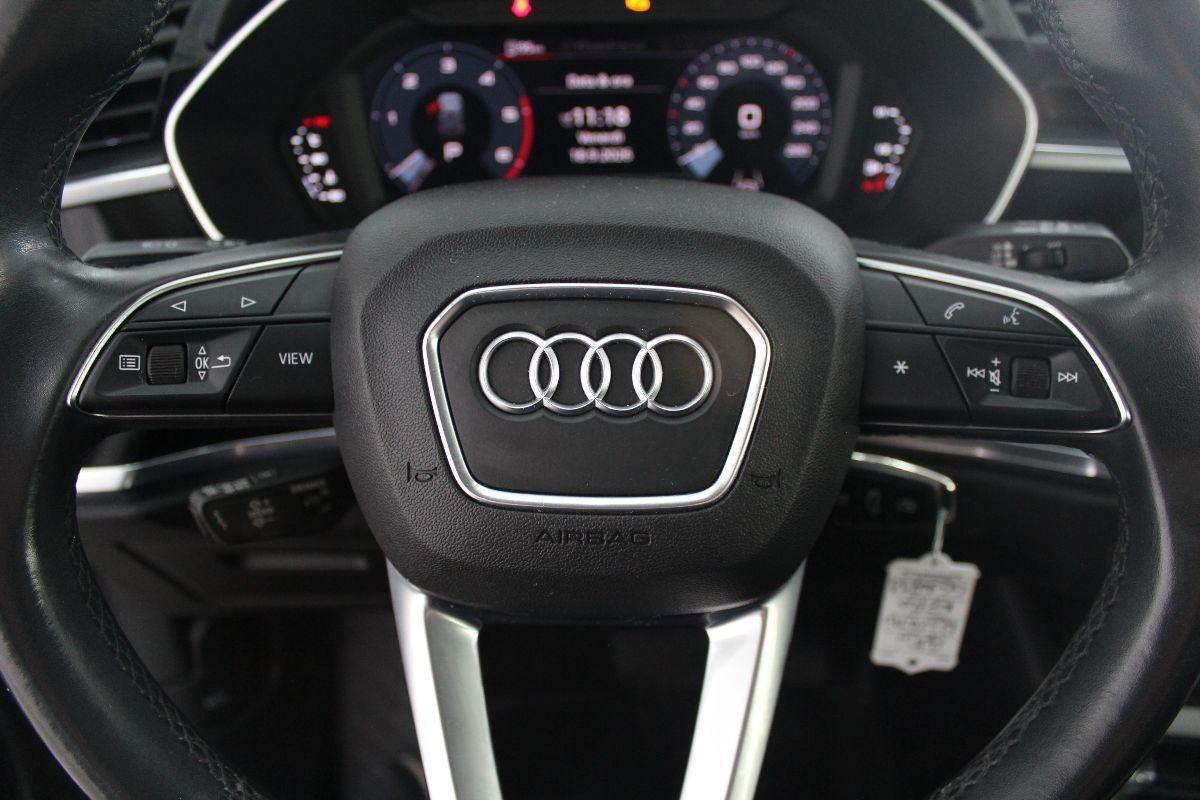 AUDI - Q3 - 35 TDI S tronic Business