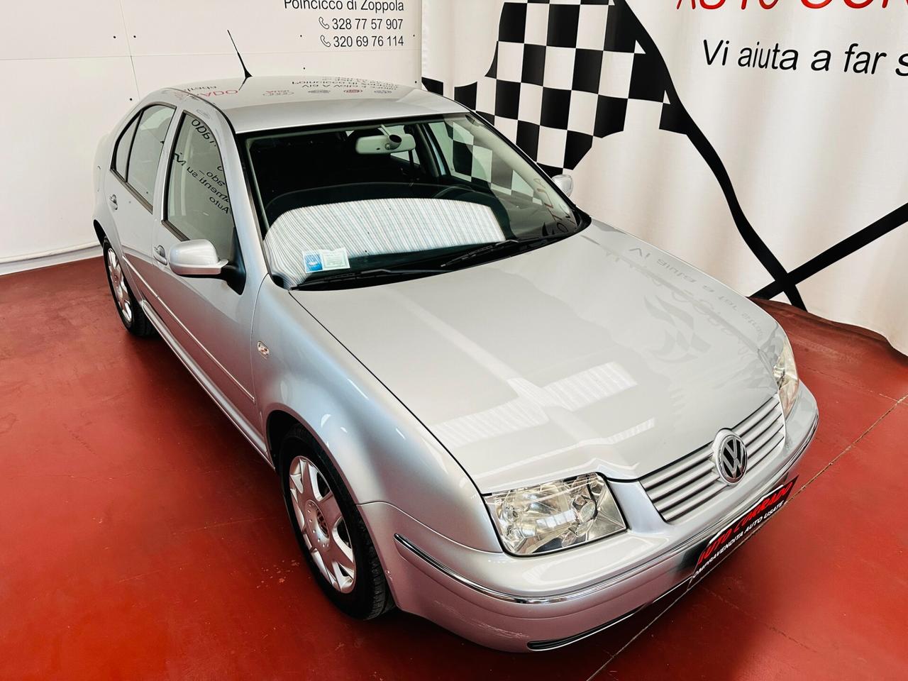 Volkswagen Bora 1.6 105CV 16V cat Highline