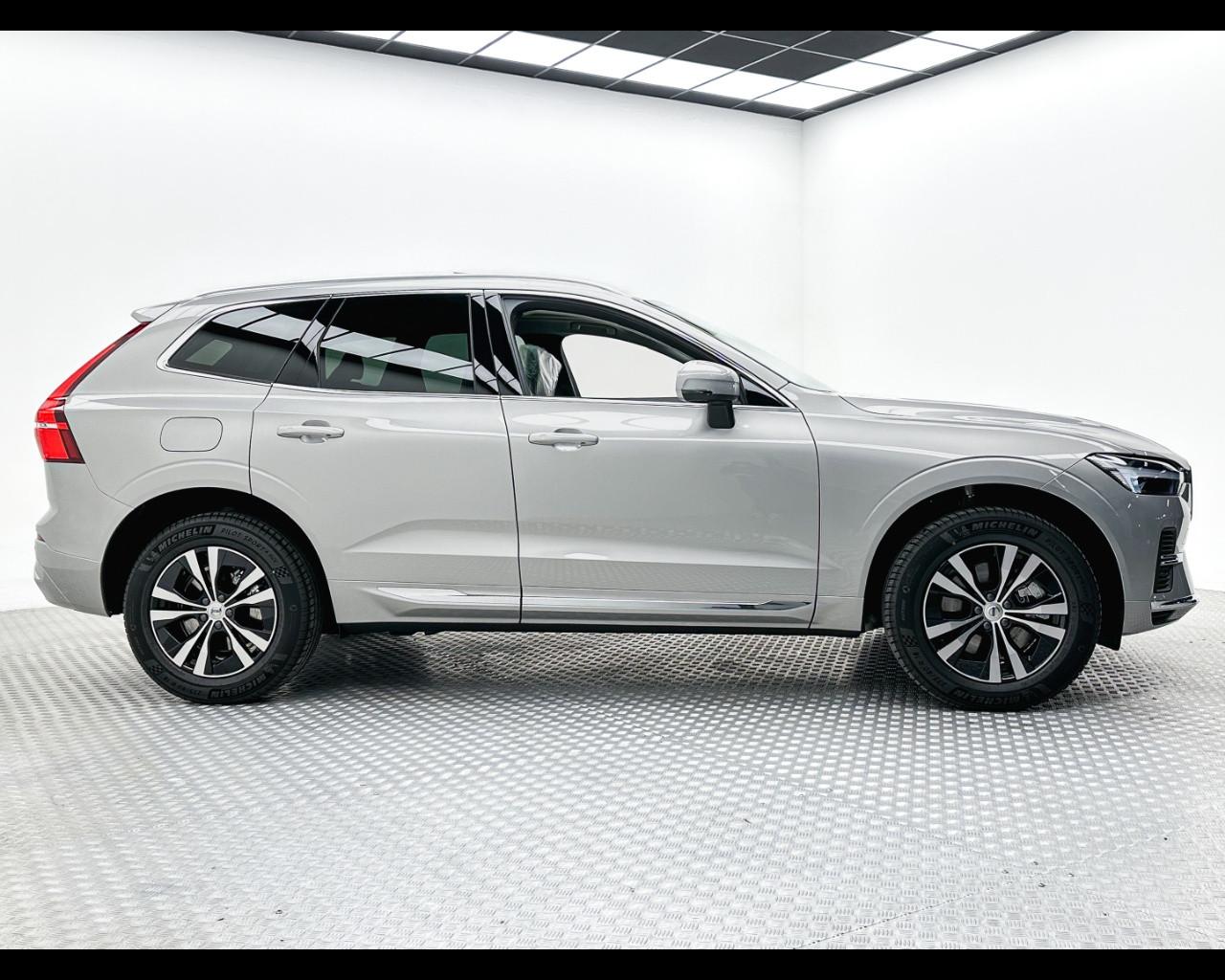 VOLVO XC60 (2017-->) - XC60 T6 Plug-in hybrid AWD automatico Core