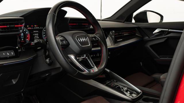 AUDI S3 Sedan TFSI quattro S tronic MATRIX