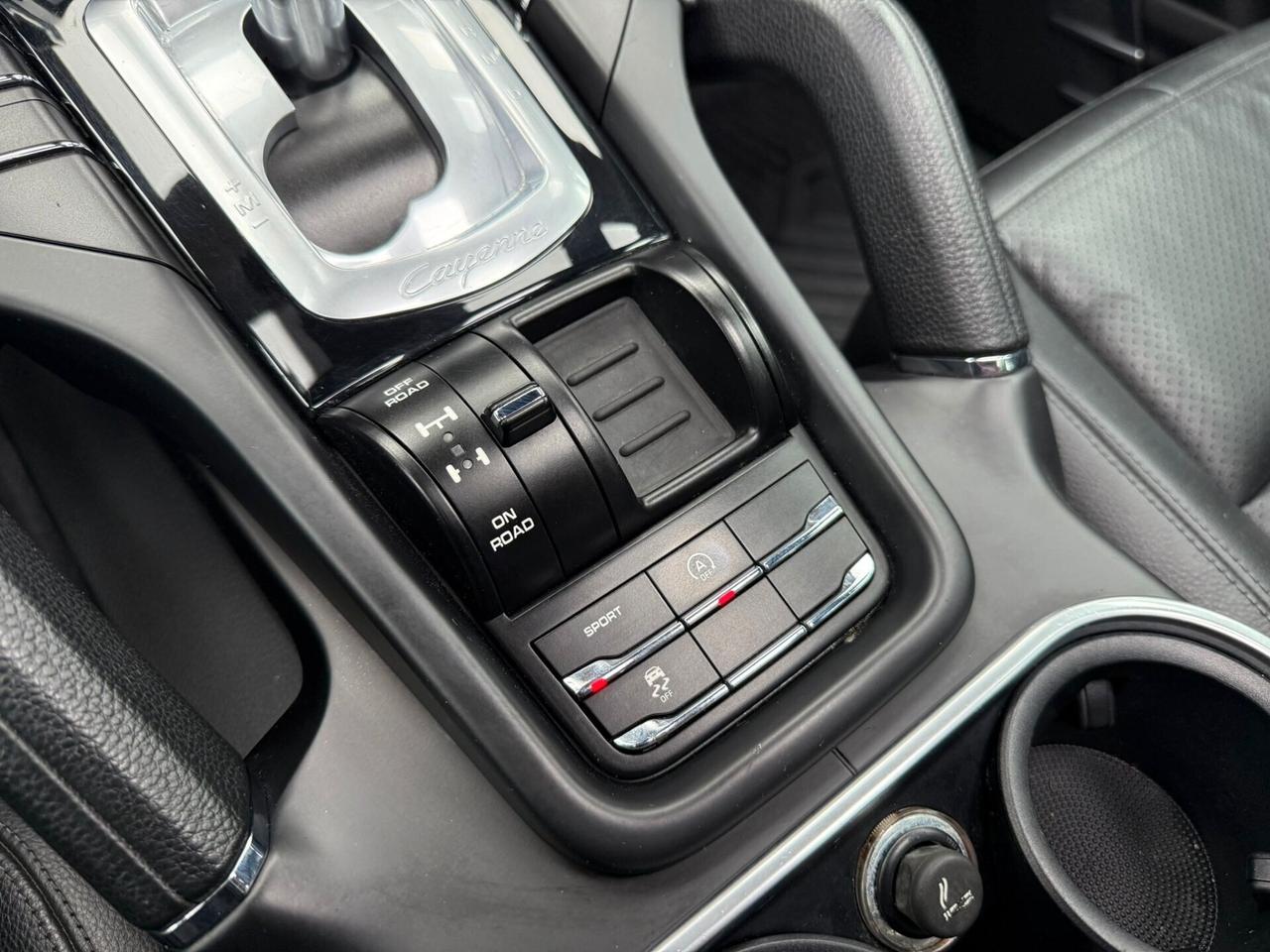 Porsche Cayenne Cayenne 3.0 tiptronic (276)