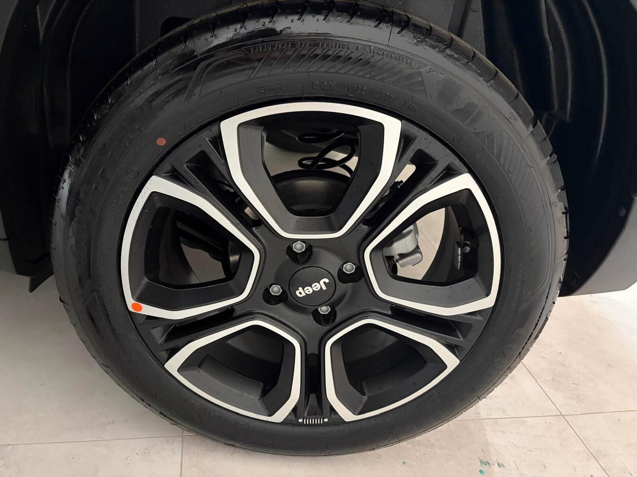 Jeep Avenger 1.2 Turbo 110 CV MHEV Summit