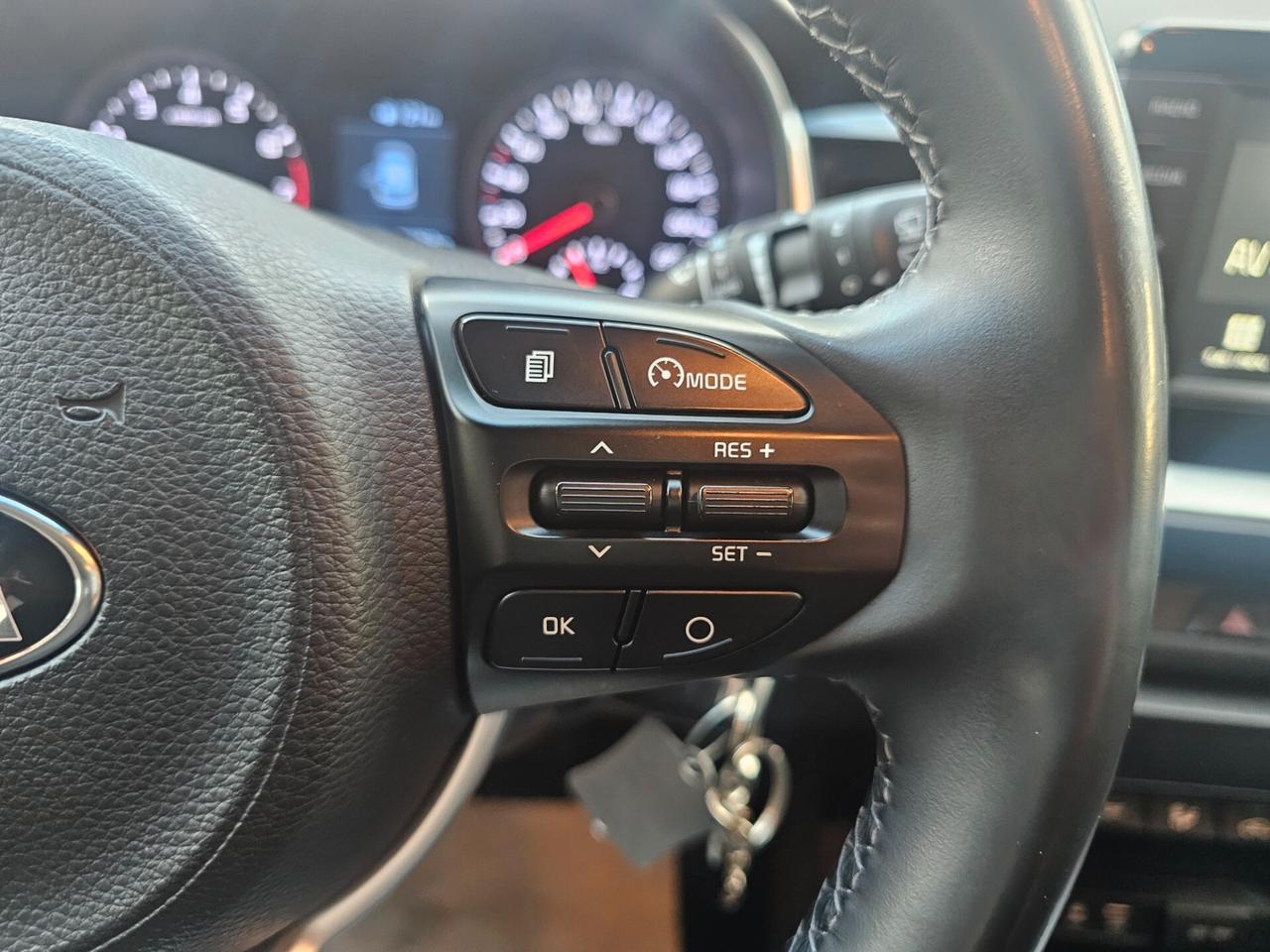 Kia Stonic 1.4 MPI 100 CV Style - Neopatentati