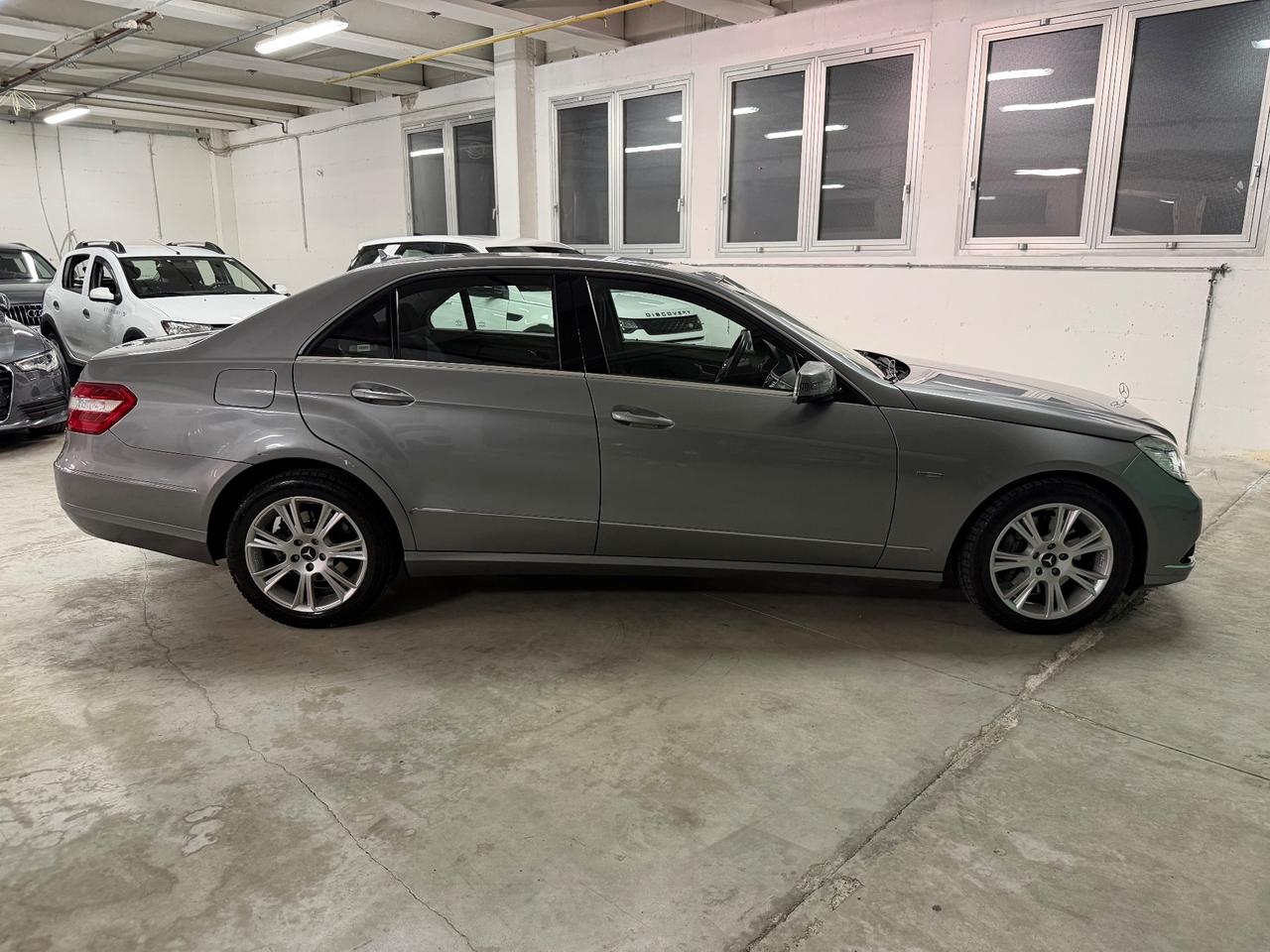 Mercedes-benz E 250 CDI BlueEFFICIENCY Elegance